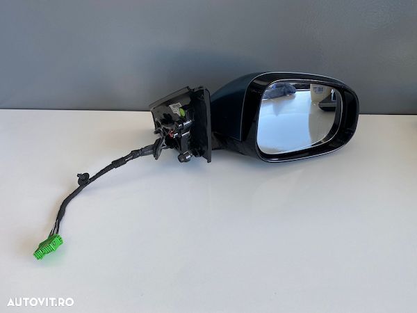 Oglinda dreapta rabatabila cu bec si semnalizare led 8 fire Volvo V40 2012-2019 31278140
