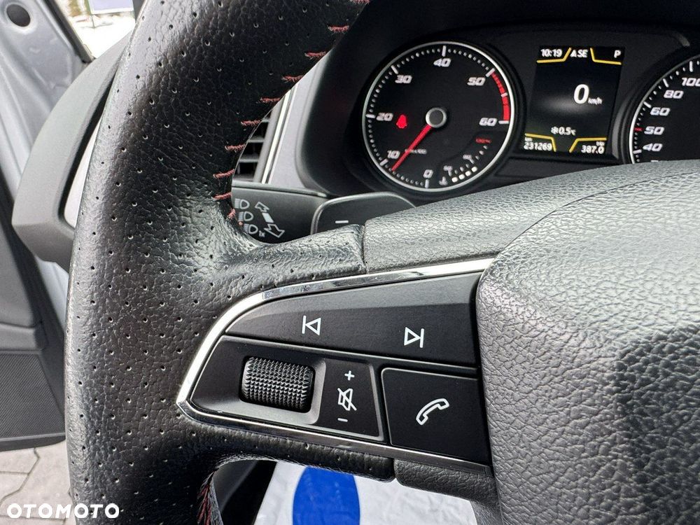 Seat Leon 2.0 TDI DPF Start&Stop DSG FR - 23