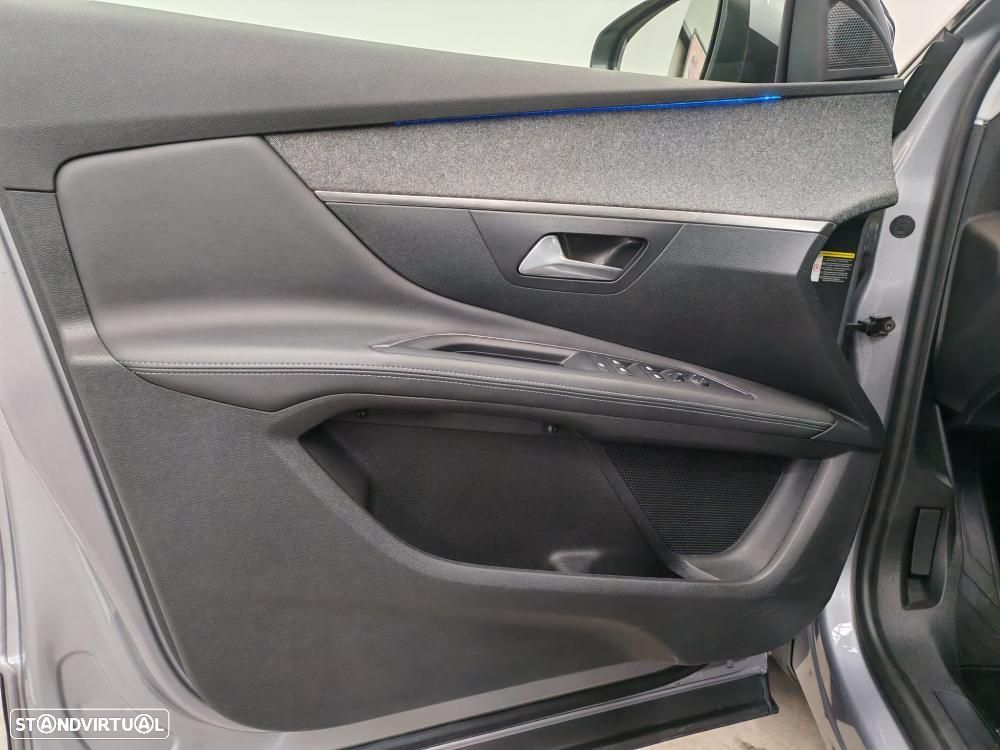 Peugeot 3008 1.5 BlueHDi Allure EAT8 - 19