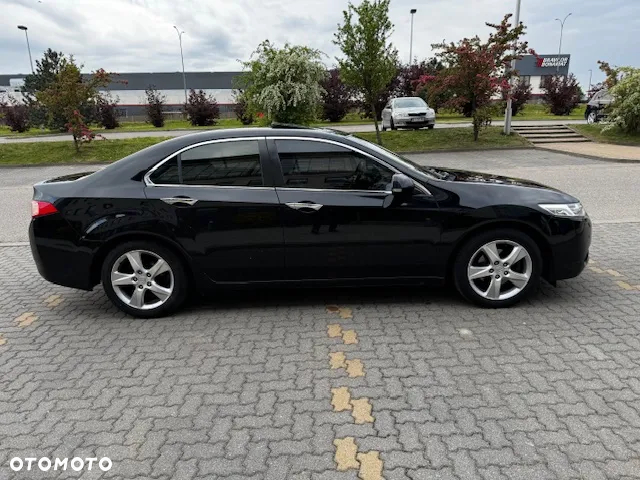 Honda Accord 2.0 Executive Navi - 11