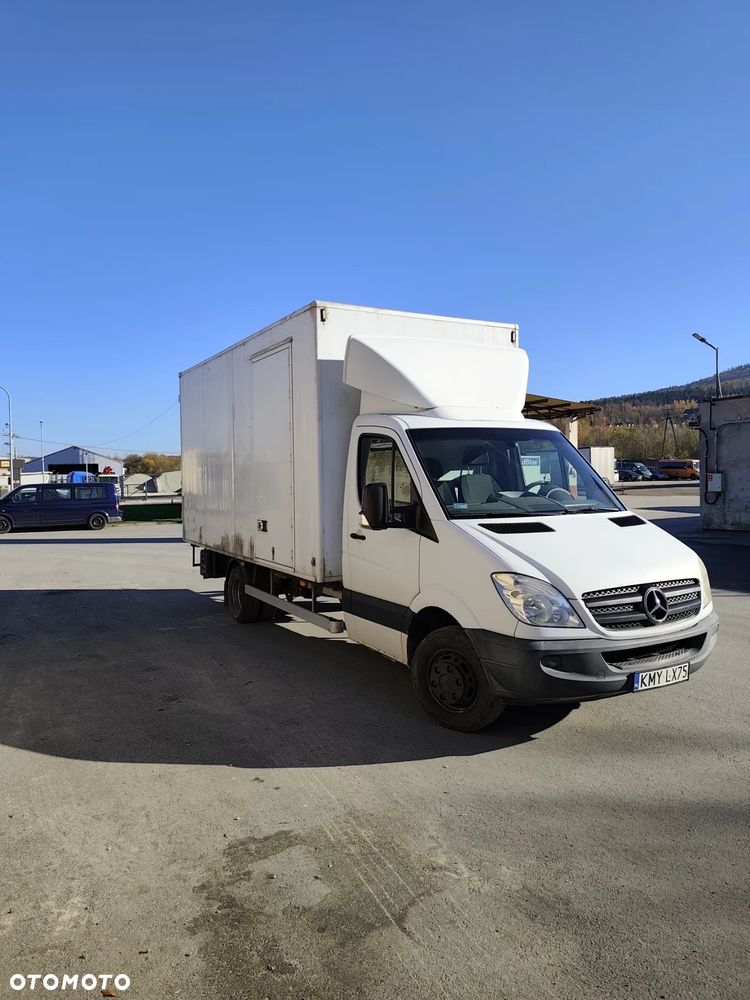 Mercedes-Benz Sprinter - 1