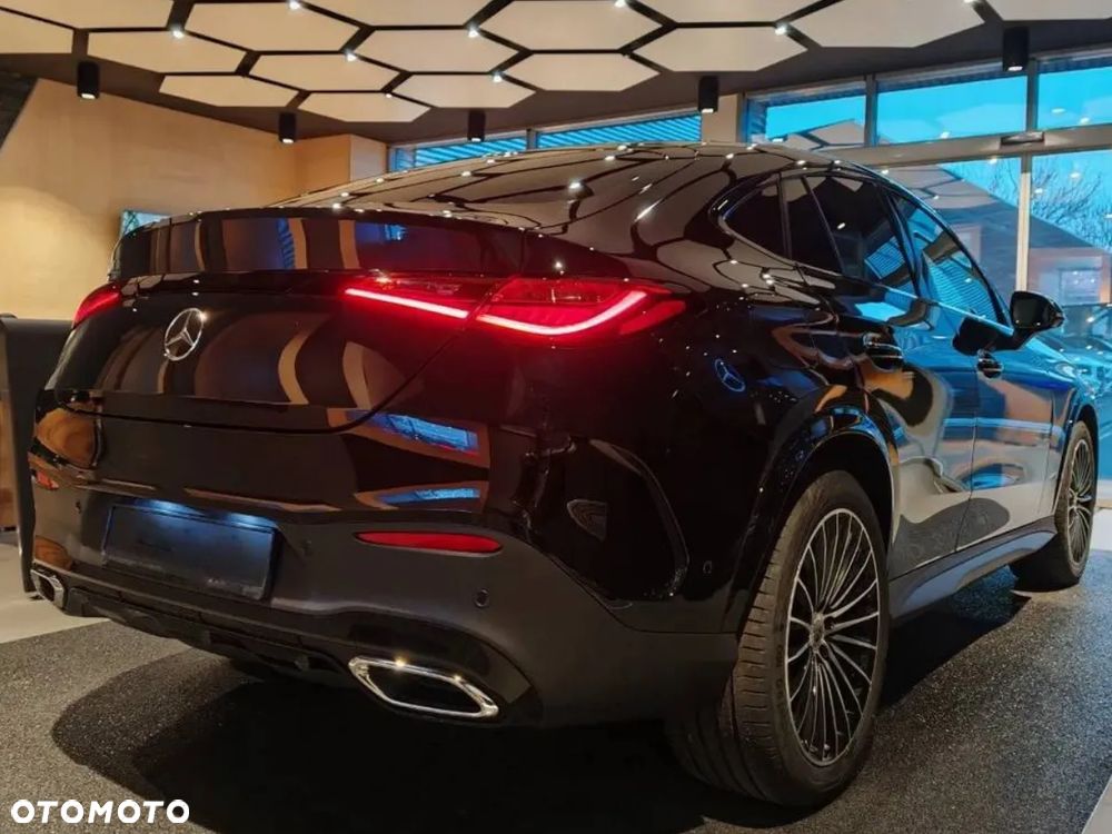 Mercedes-Benz GLC 220 d 4Matic 9G-TRONIC AMG Line Plus - 4