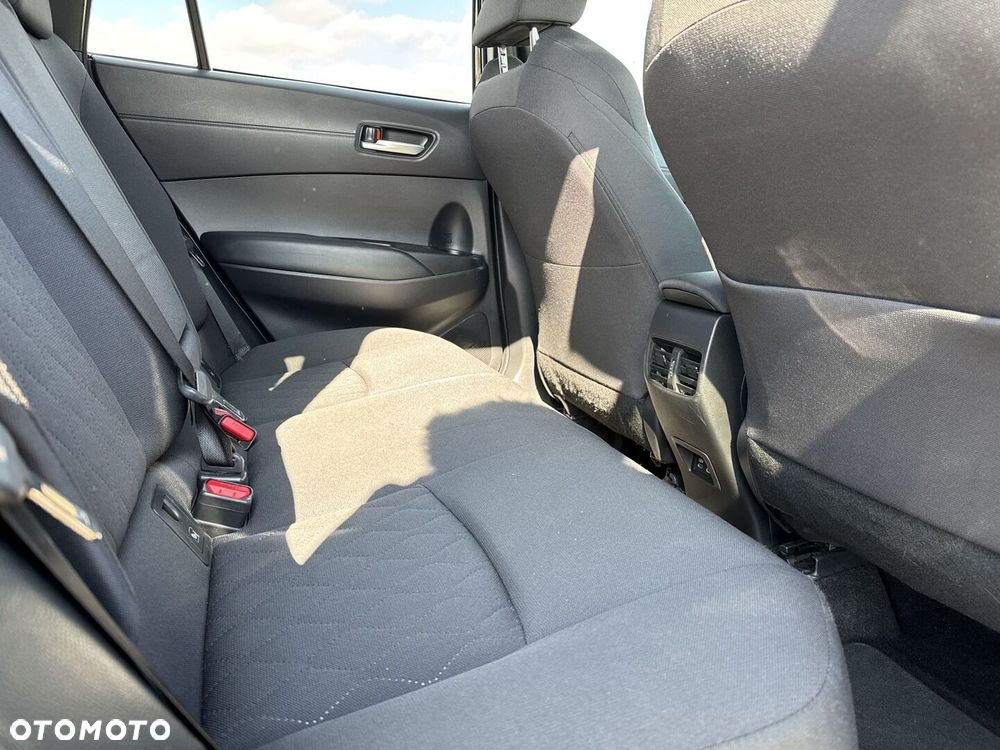 Toyota Corolla Cross - 10
