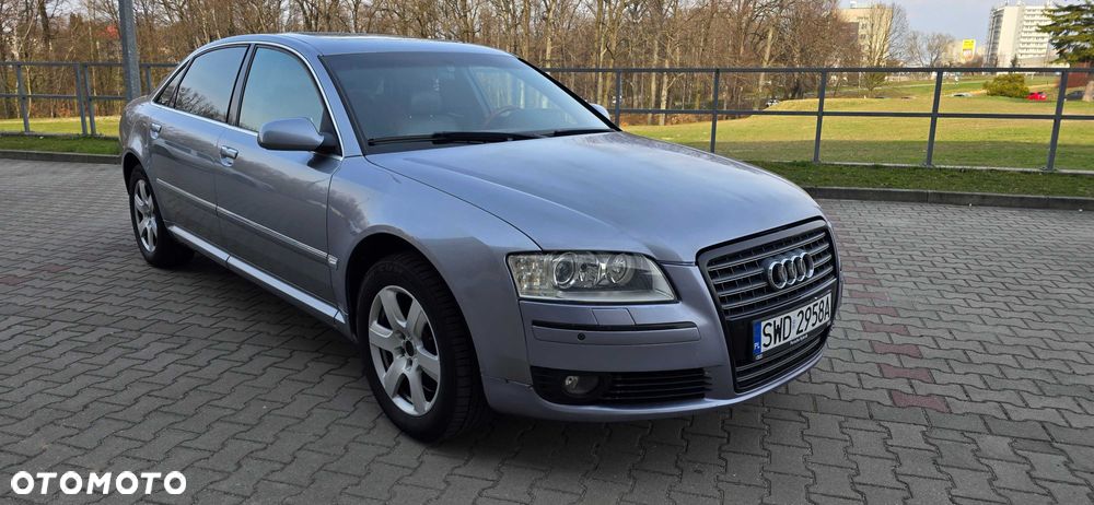 Audi A8 - 3