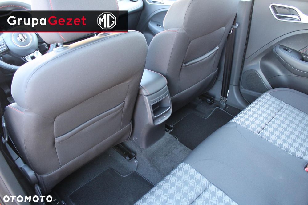 MG ZS - 18