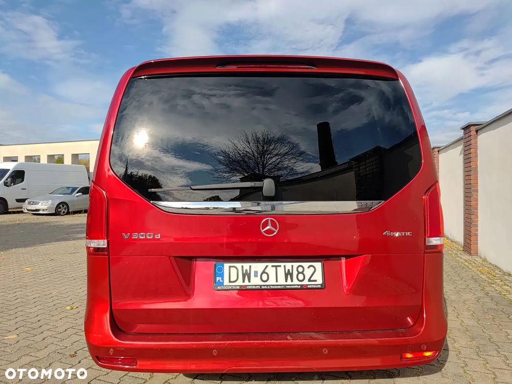 Mercedes-Benz Klasa V 300 d 4-Matic 9G-Tronic - 3