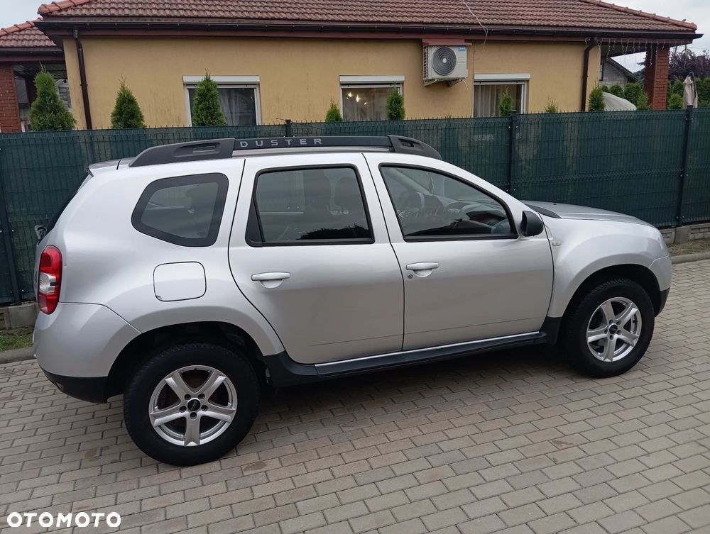 Dacia Duster 1.6 SCe Laureate 4x4 S&S - 17