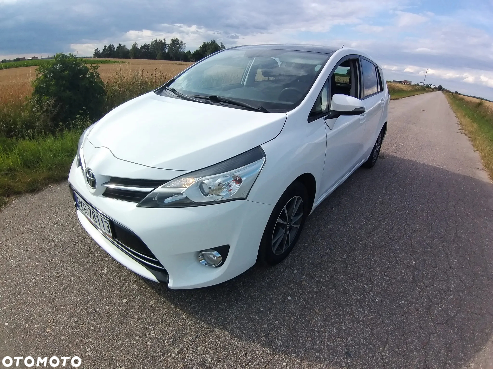 Toyota Verso 2.0 D-4D Premium - 14