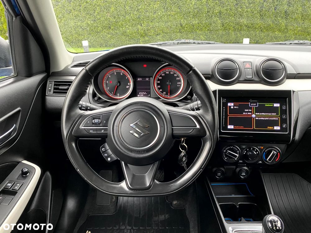 Suzuki Swift - 8