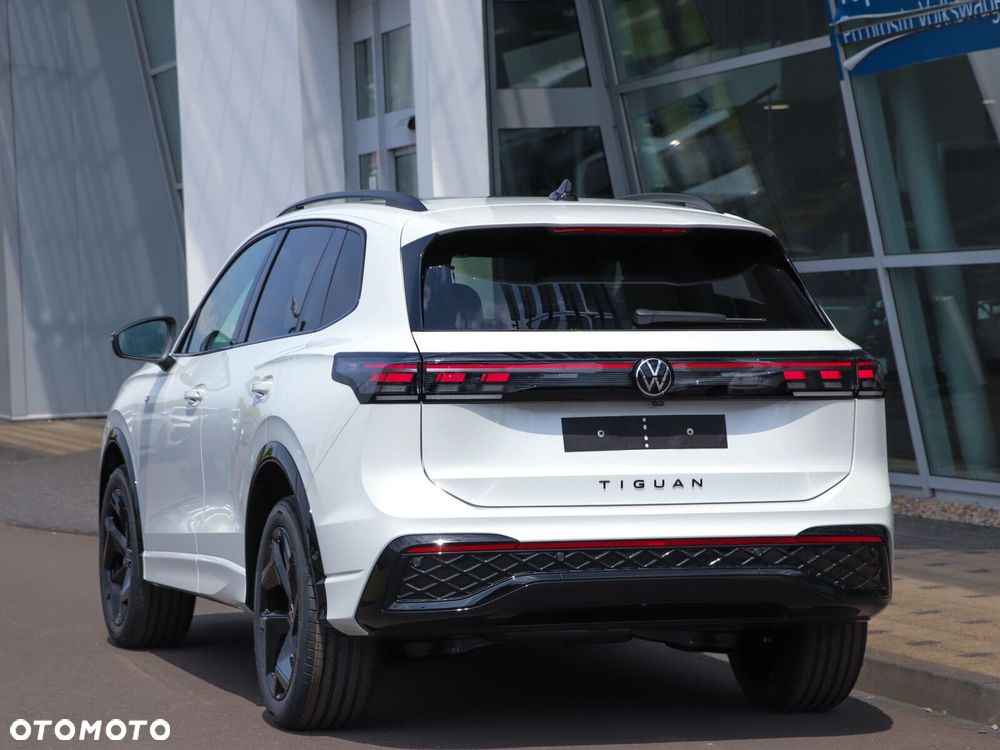 Volkswagen Tiguan - 4