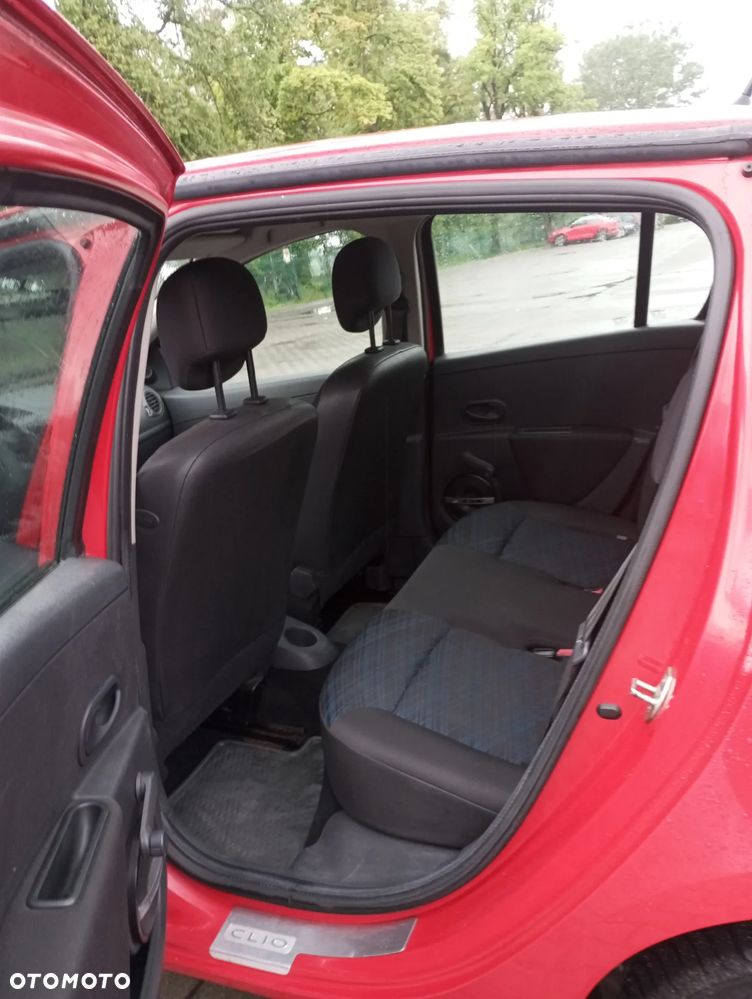 Renault Clio 1.2 16V Alize - 6