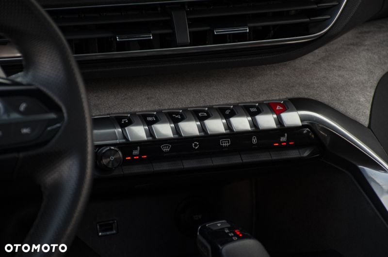 Peugeot 5008 BlueHDi 180 EAT8 GT Pack - 29