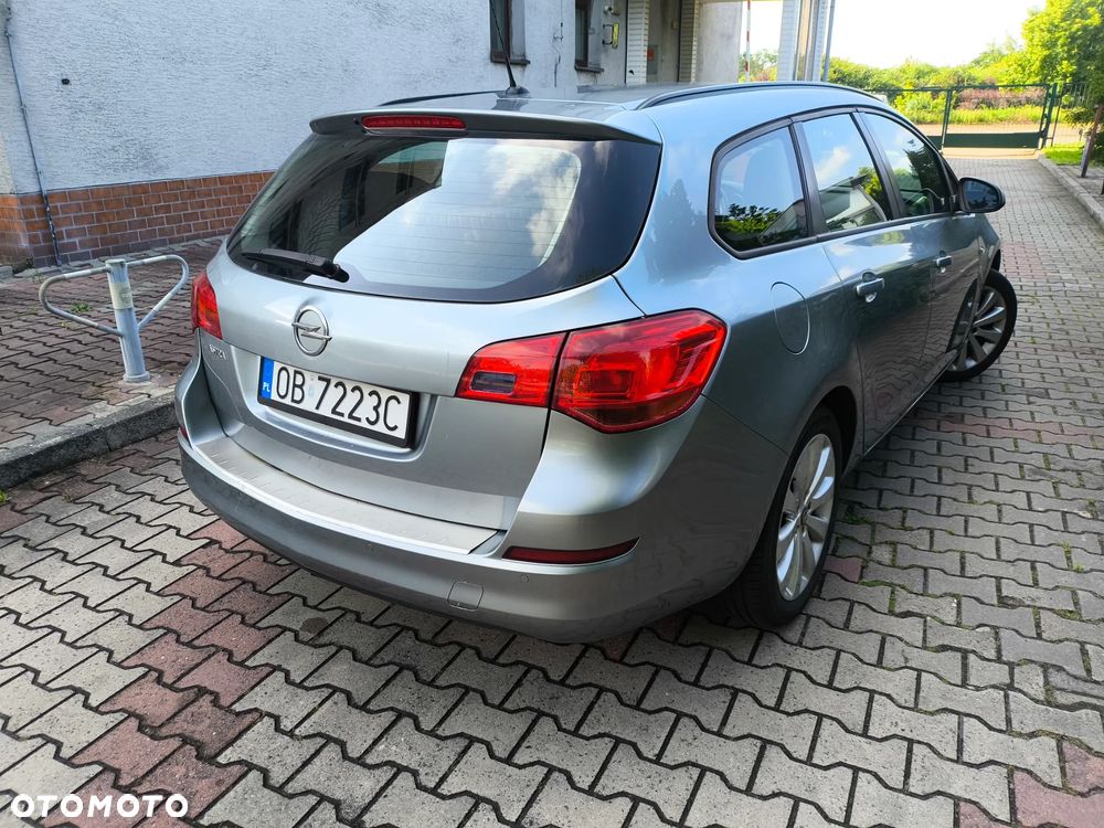 Opel Astra 1.6 Cosmo - 8