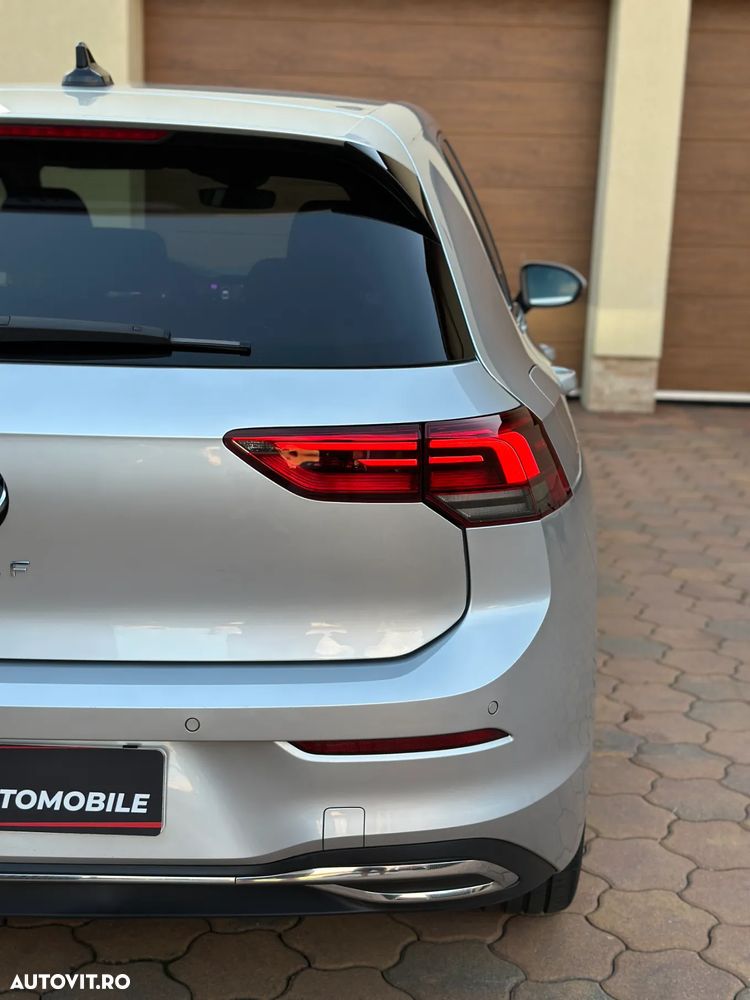 Volkswagen Golf 1.5 TSI ACT Style - 26