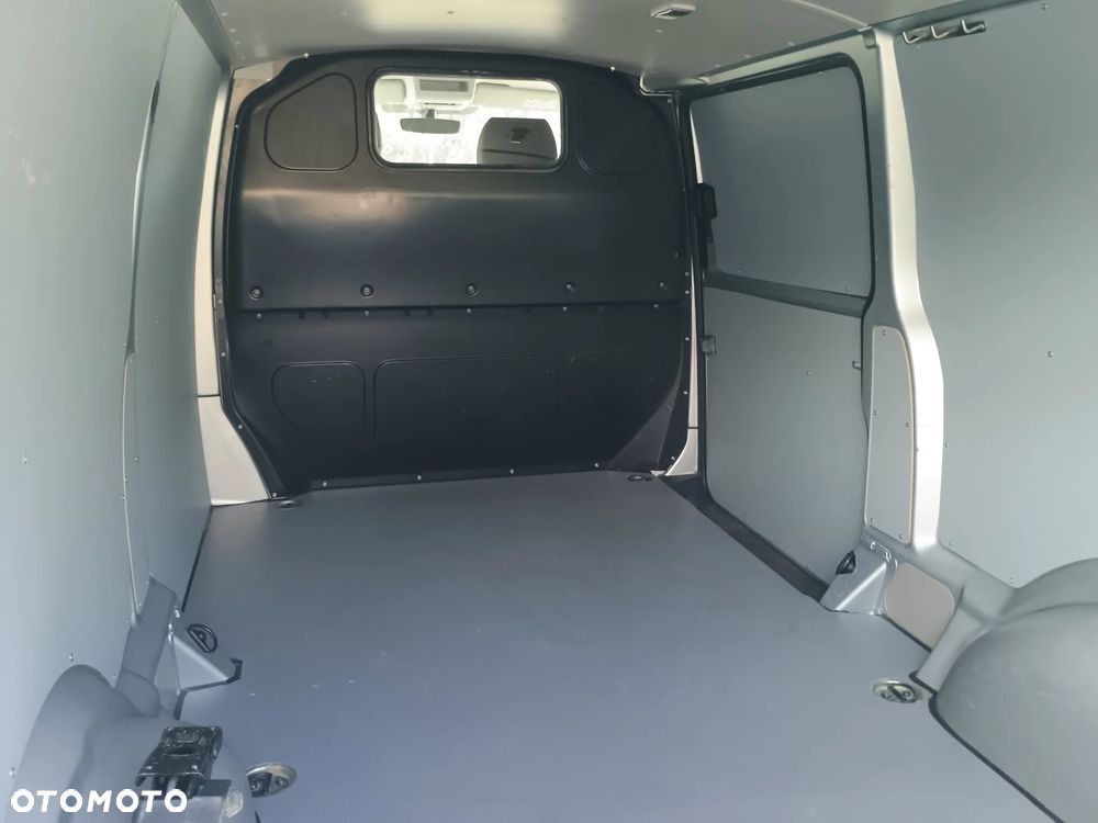 Volkswagen Transporter - 7