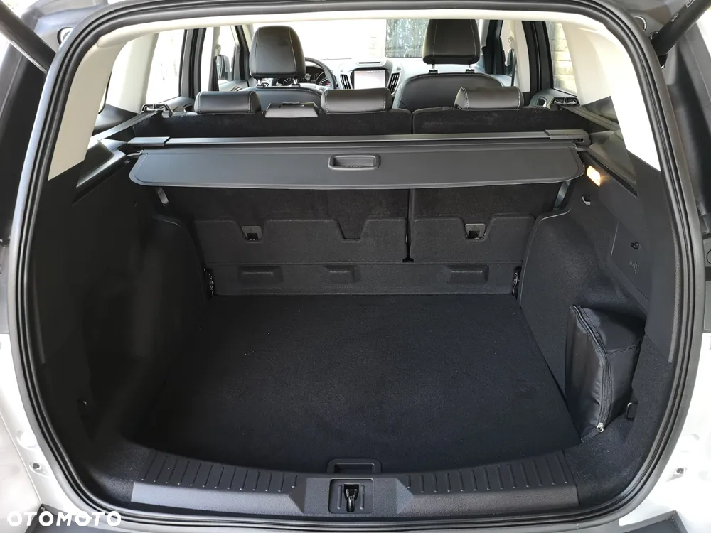 Ford Kuga 2.0 TDCi 4WD Titanium - 35