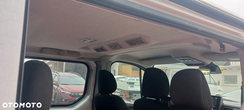 Renault Trafic 2.0 dCi - 6