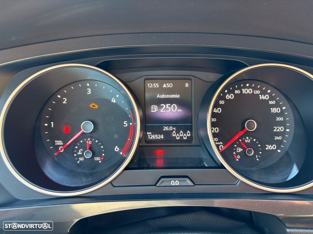VW Tiguan Allspace 2.0 TDI Confortline DSG - 12