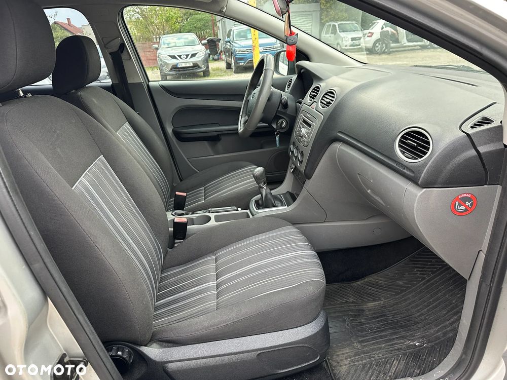 Ford Focus - 14