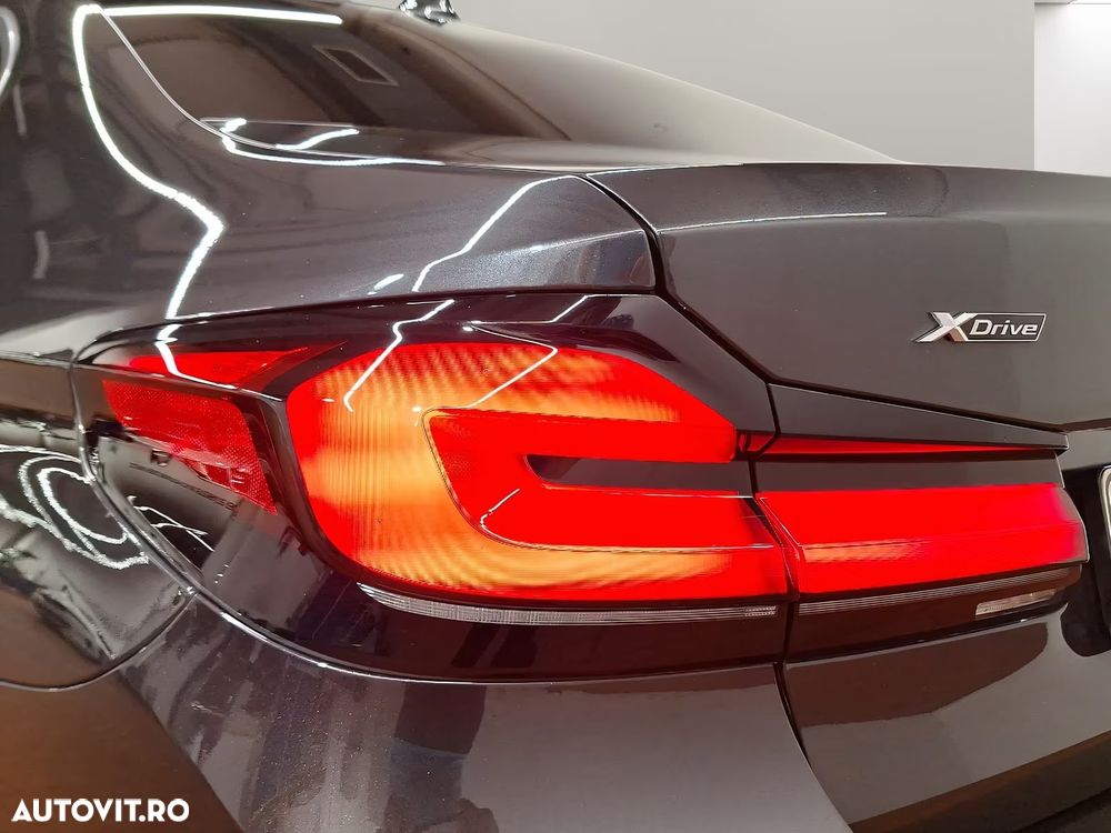 BMW Seria 5 530e xDrive AT PHEV - 10