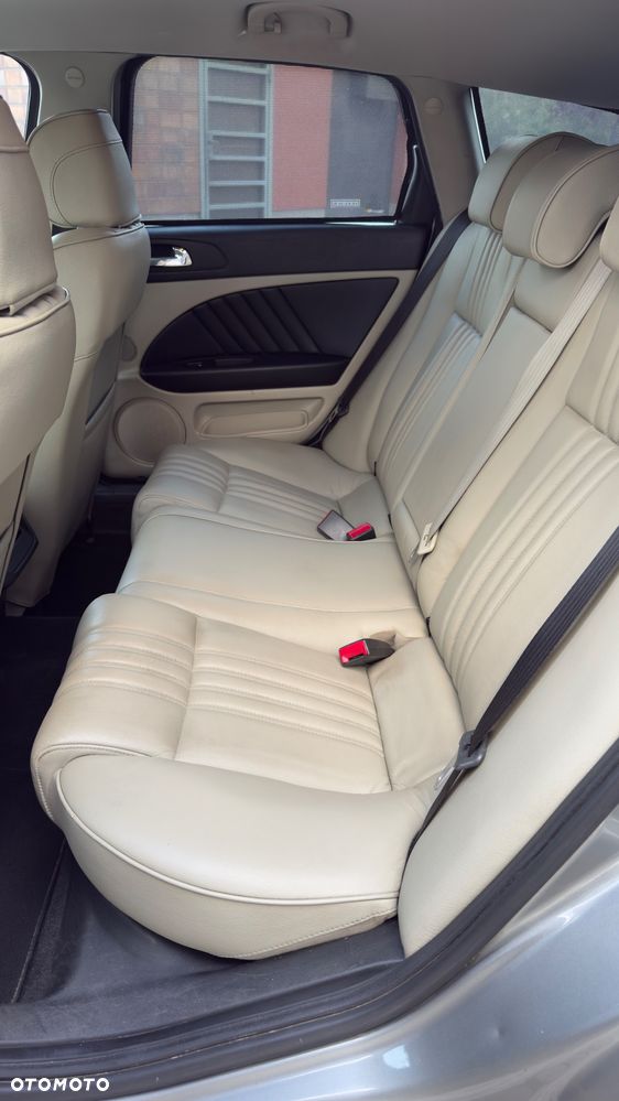 Alfa Romeo 159 1.9 JTDM 16V DPF Distinctive - 18