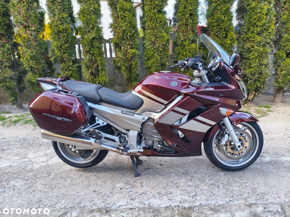 Yamaha FJR - 6