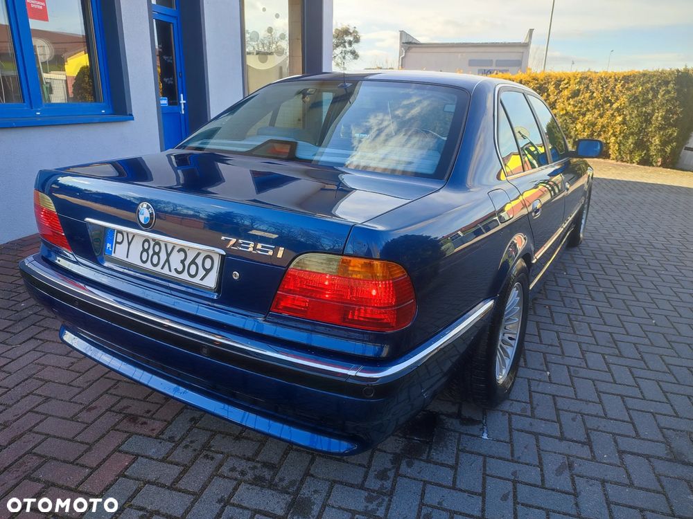 BMW Seria 7 - 11