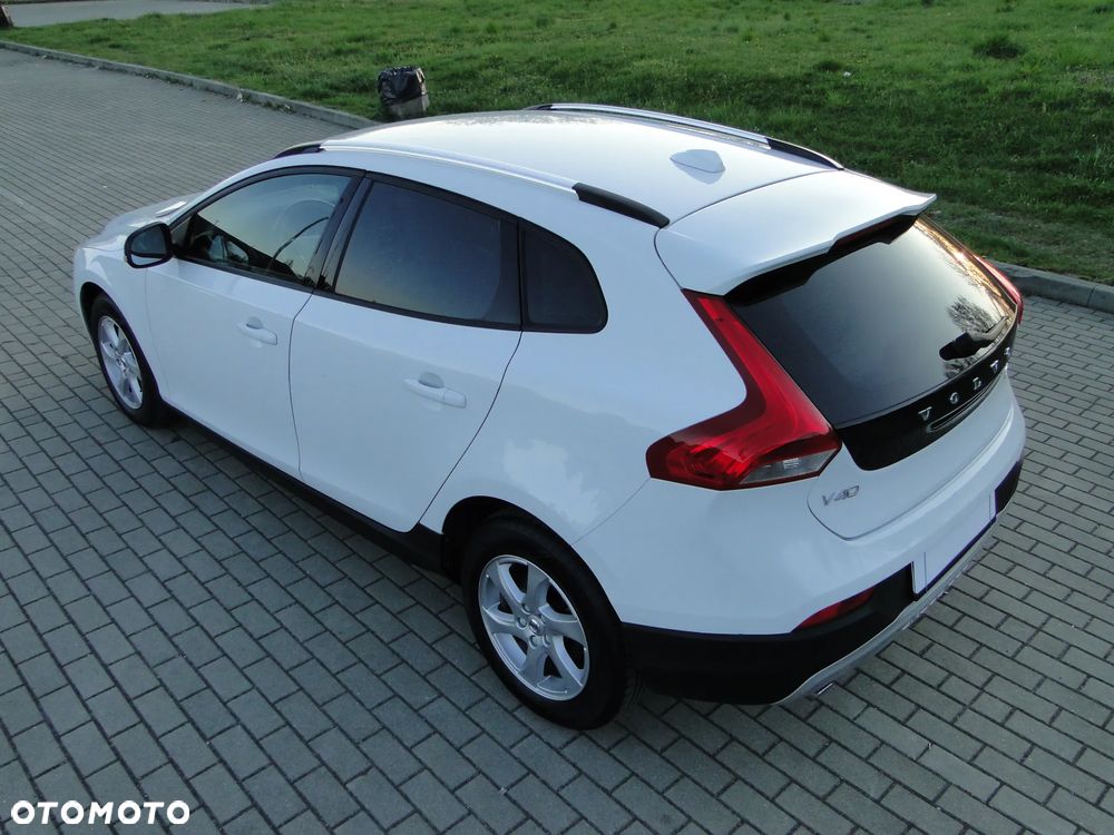 Volvo V40 Cross Country D3 Ocean Race - 4