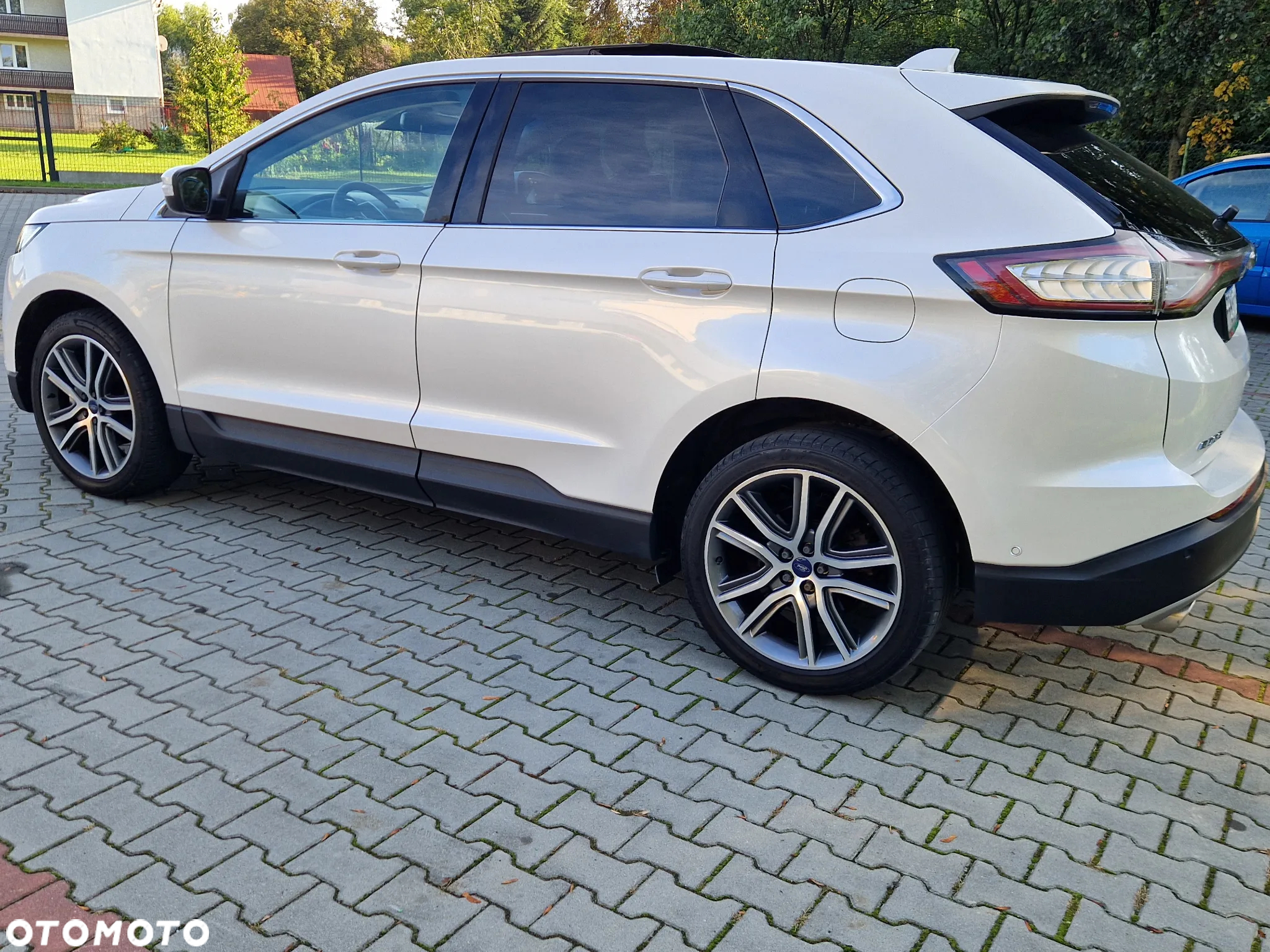 Ford Edge - 11