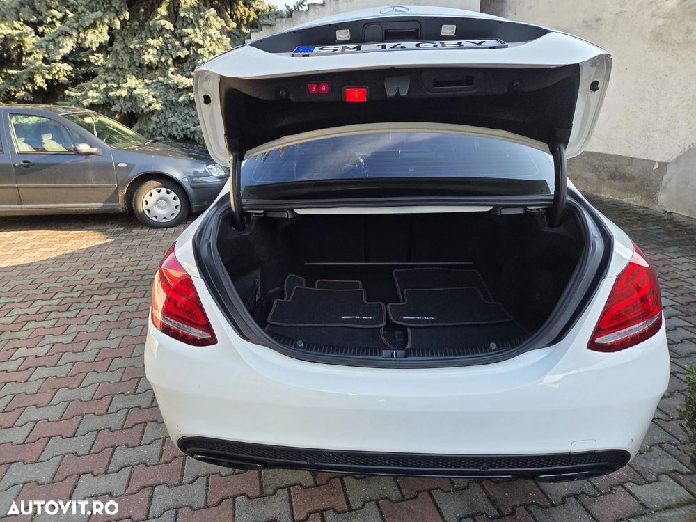 Mercedes-Benz C 43 AMG - 6