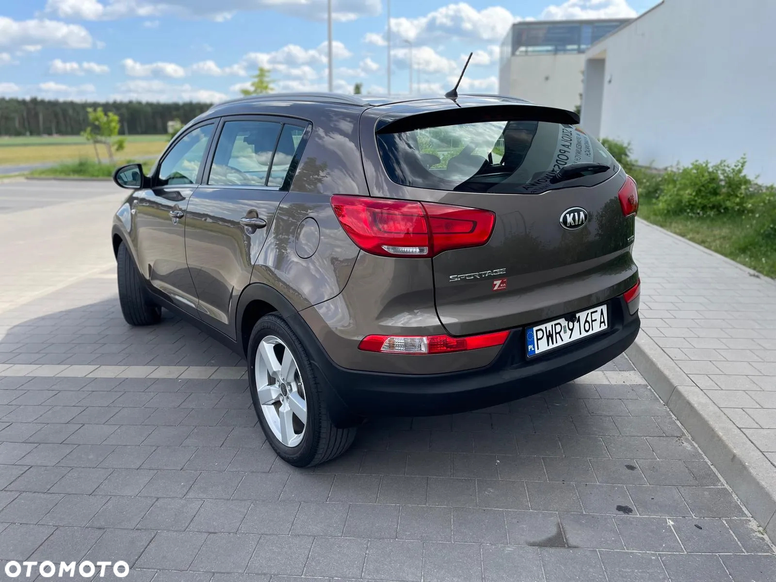 Kia Sportage 2.0 CRDI L AWD - 3