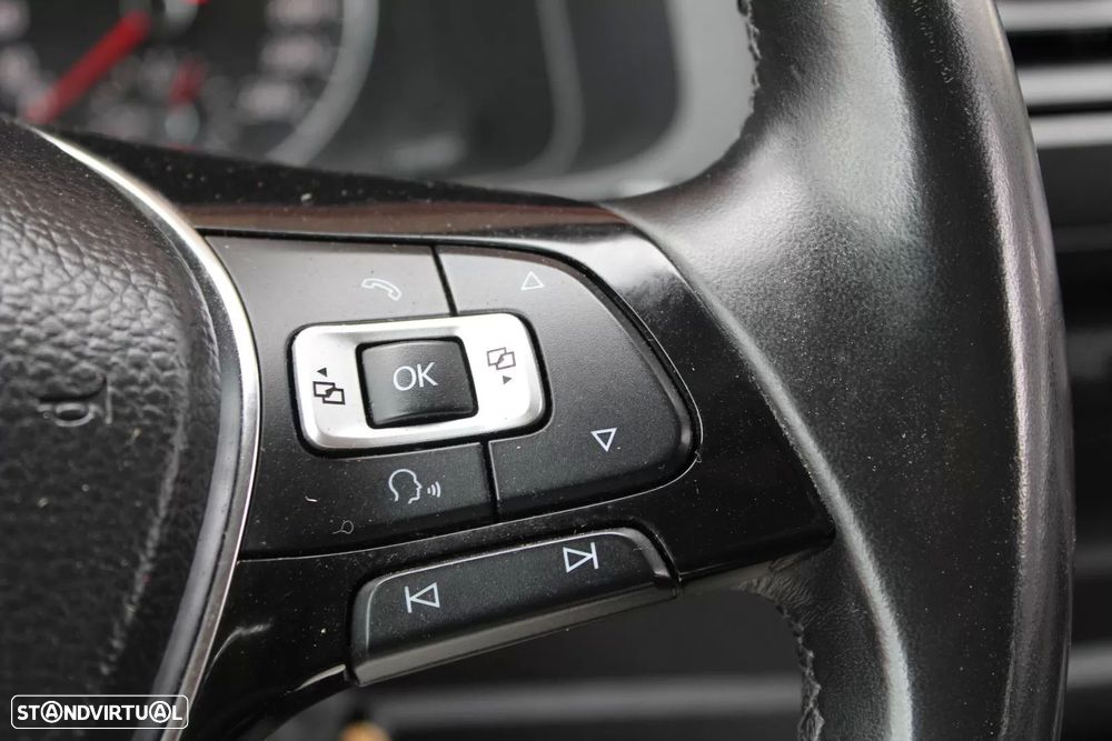 VW Transporter 2.0 TDI TC Extra AC - 21