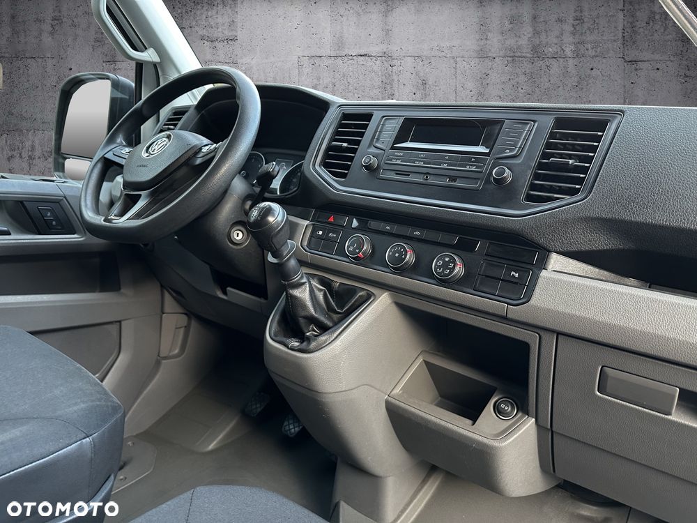 Volkswagen Crafter - 11