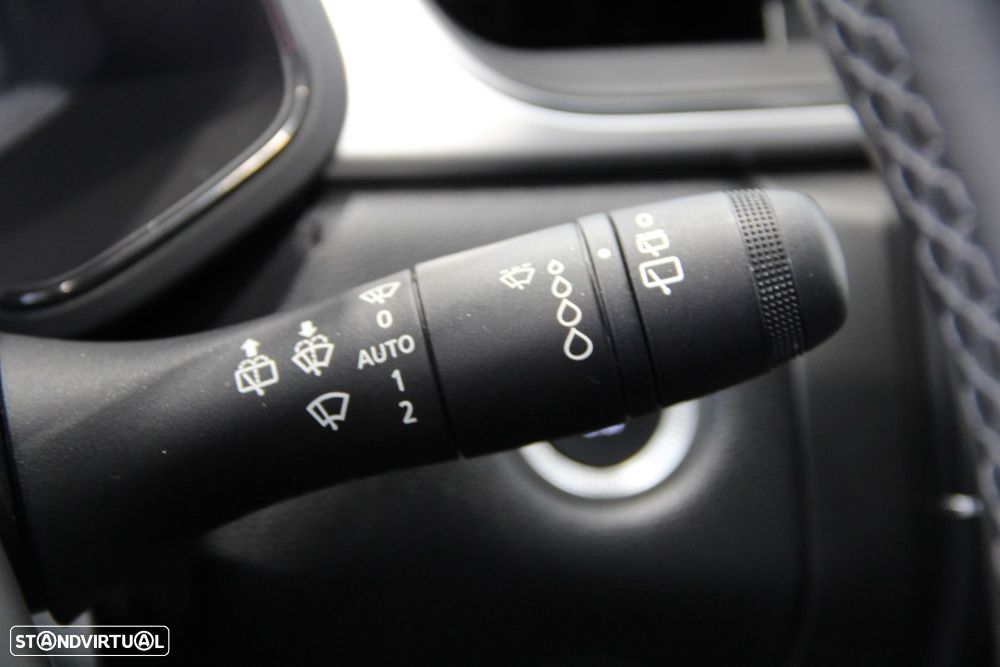 Renault Captur 1.0 TCe Techno Bi-Fuel - 12