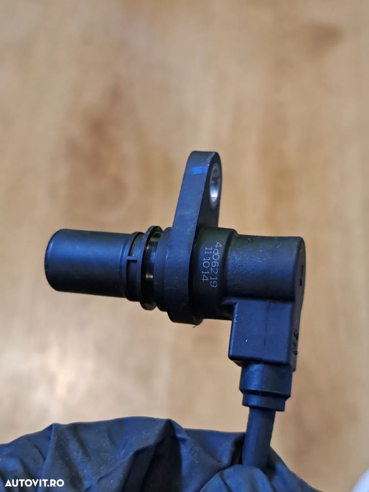 Senzor pozitie arbore cotit crankshaft sensor Original Hyundai i20 i30 1.5dpi - 4