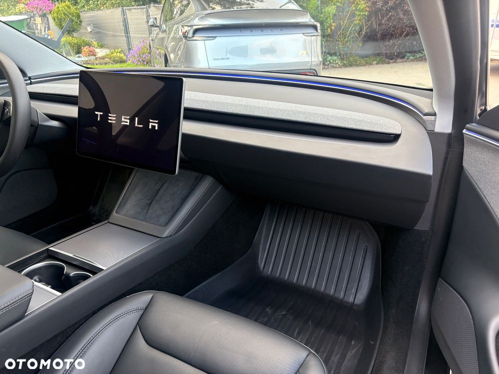 Tesla Model 3 Premium Langstreckenbatterie RWD - 33