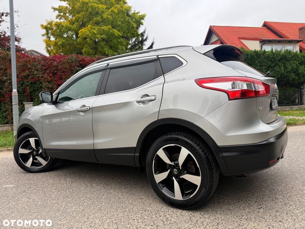 Nissan Qashqai 1.2 DIG-T Xtronic 360 - 5