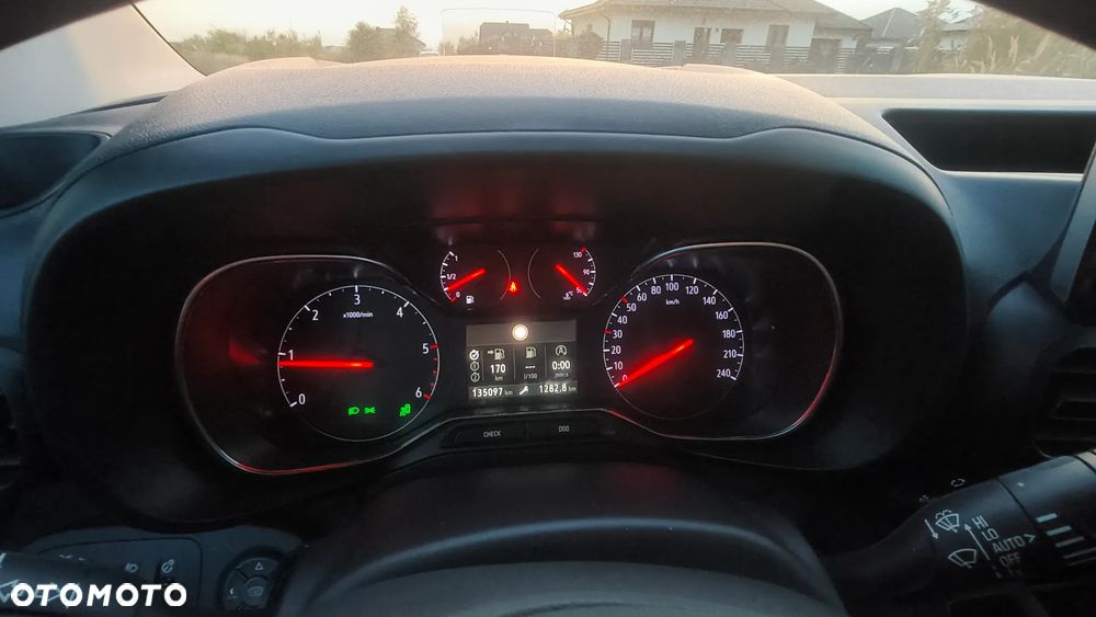Opel Combo 1.5 D Start/Stop Innovation - 21