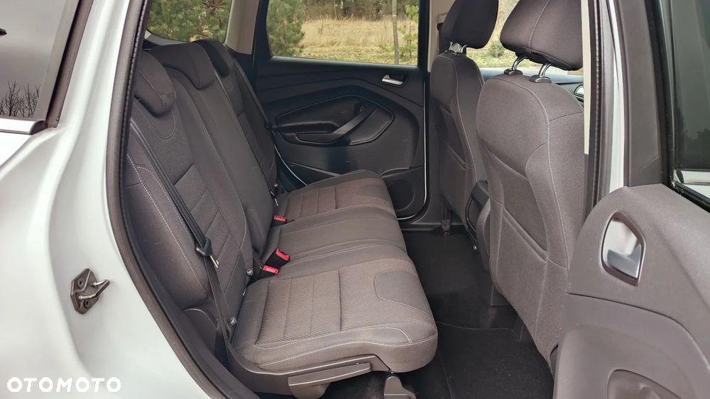 Ford Kuga 2.0 TDCi 2x4 Trend - 13