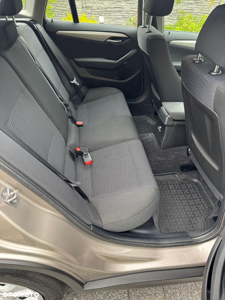 BMW X1 sDrive18i - 8