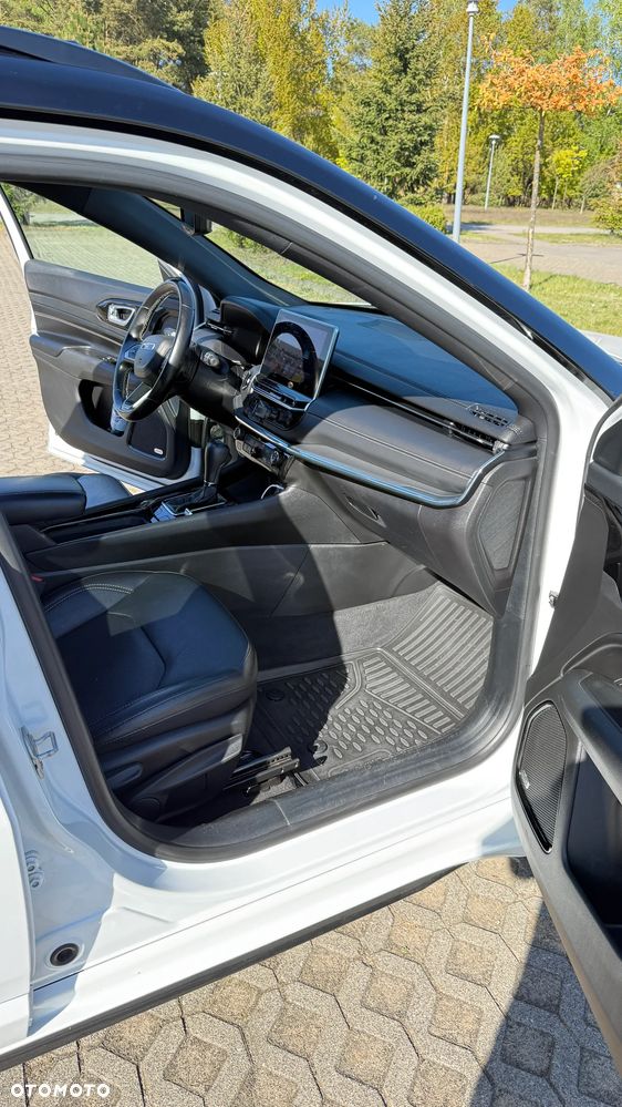 Jeep Compass - 12