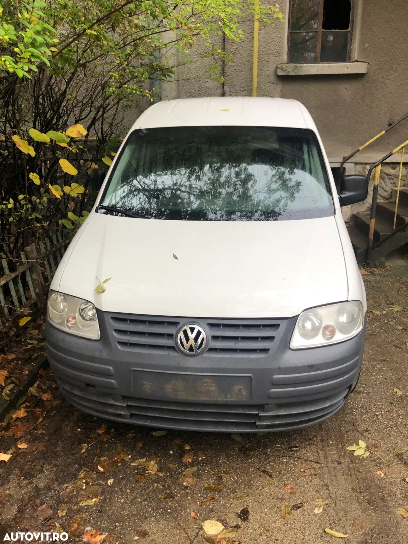 Dezmembrez Volkswagen Caddy 2006 alb - 1