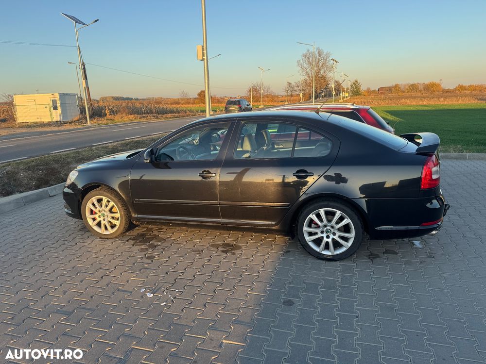 Skoda Octavia 2.0 TDI CR DPF RS - 6