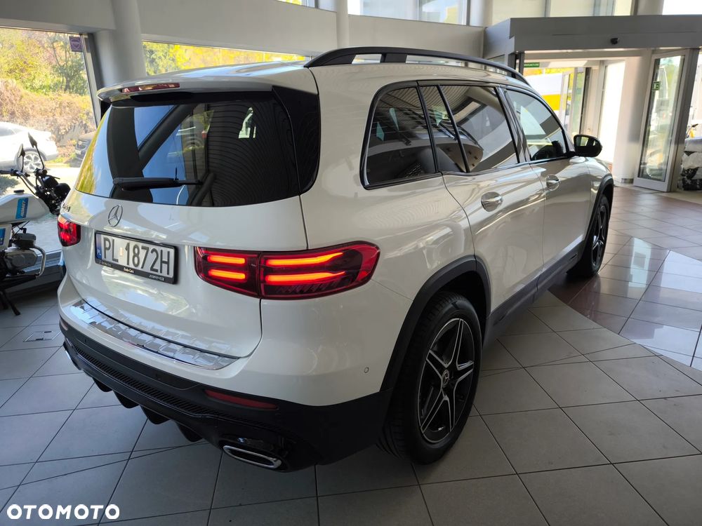 Mercedes-Benz GLB 200 AMG Line 7G-DCT - 5
