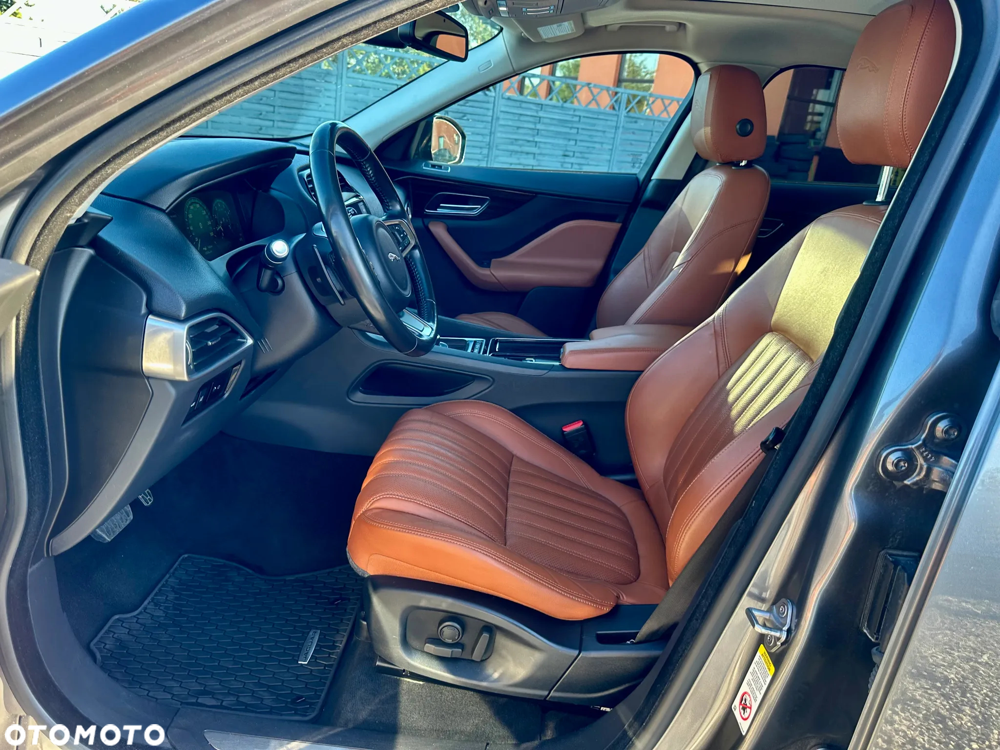 Jaguar F-Pace 2.0 i4P AWD Portfolio - 8
