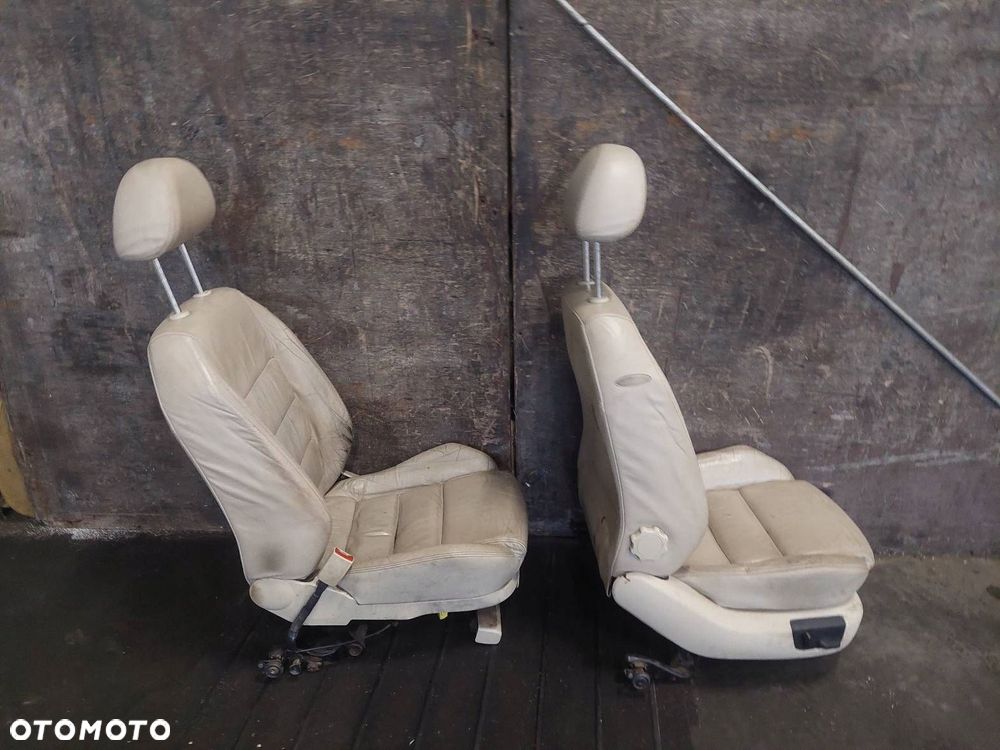 KOMPLET FOTELI PRZÓD + KANAPA TYŁ + BOCZKI + PODŁOKIETNIK SKODA SUPERB I - 11