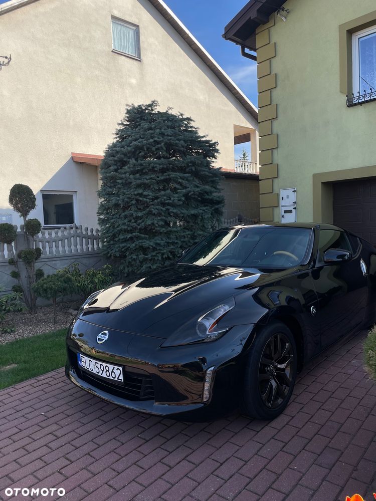 Nissan 370 Z Black Edition - 1