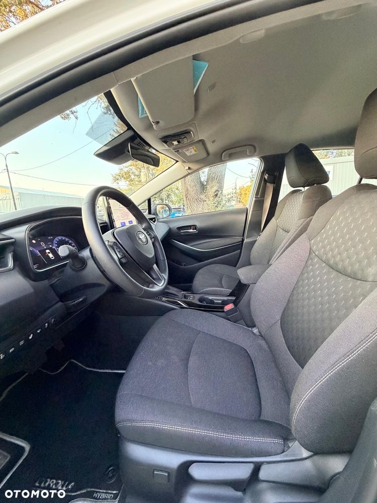 Toyota Corolla 1.8 Hybrid Comfort - 11