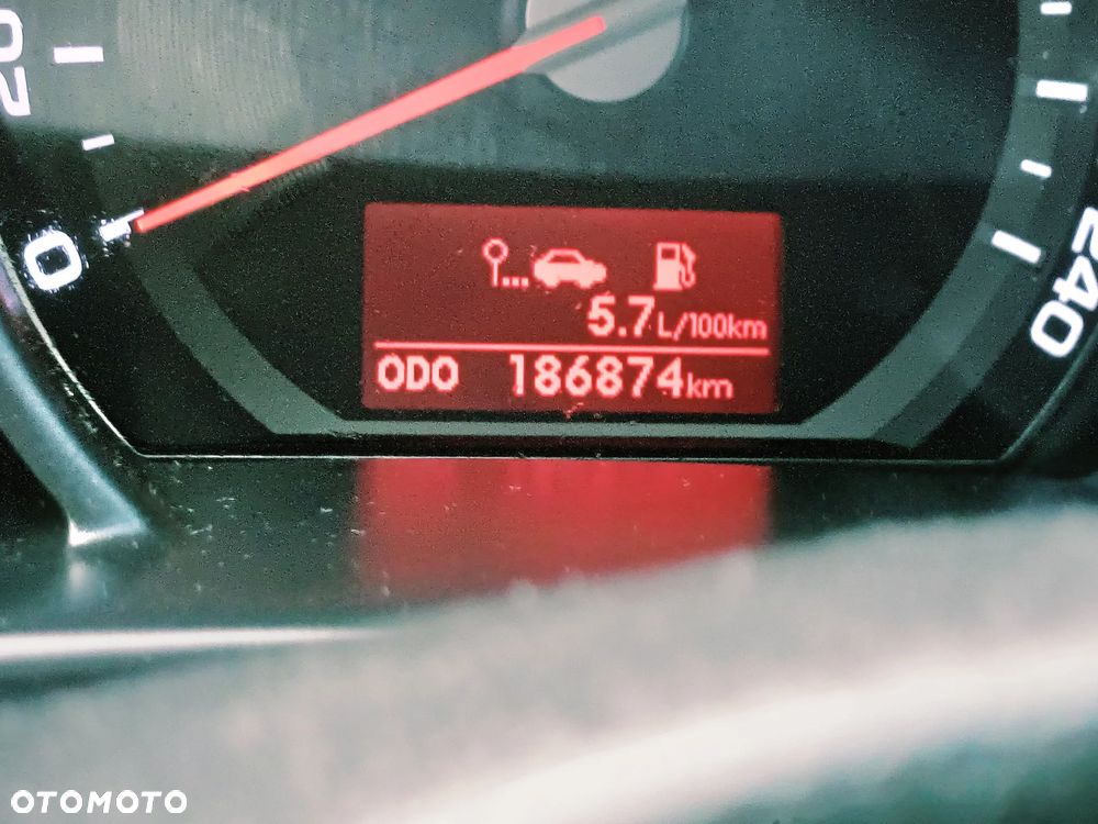 Kia Sportage 1.7 CRDI XL 2WD - 9