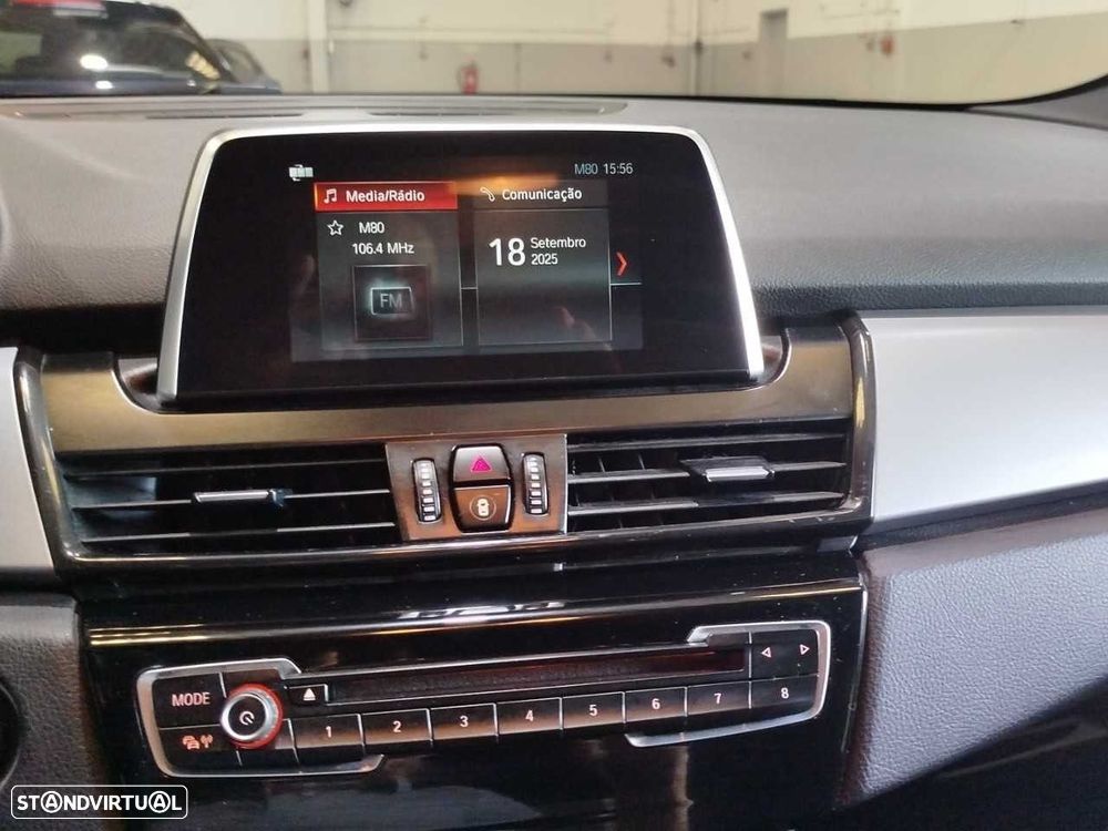 BMW 216 Active Tourer d Line Luxury Auto - 19